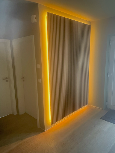 Lichtwand, Akkustikwand mit hochwertigem LED